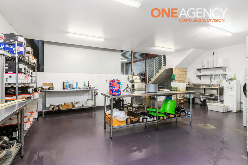 2/84 Forsyth Street O'connor WA 6163 - Image 3