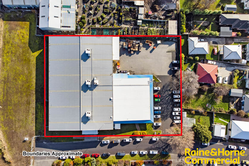 Click to view all images 2 McKay Avenue Glenorchy TAS 7010 - Image 2
