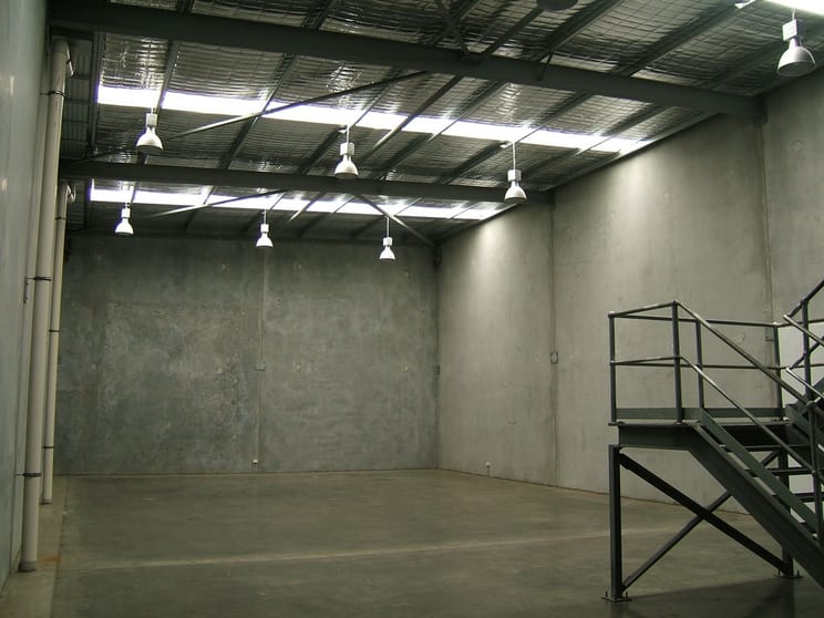 Click to view all images Unit 1/18 Tacoma Circuit Canning Vale WA 6155 - Image 2