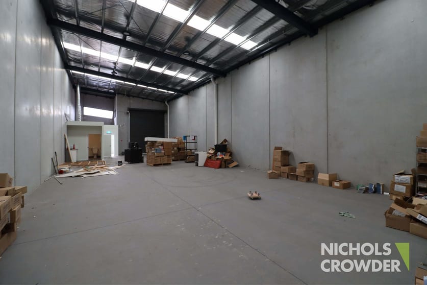 Click to view all images 1/44 Watt Road Mornington VIC 3931 - Image 3