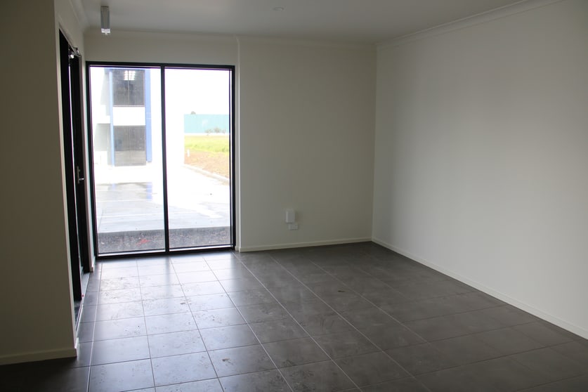 7 Pottery Circuit Pakenham VIC 3810 - Image 2