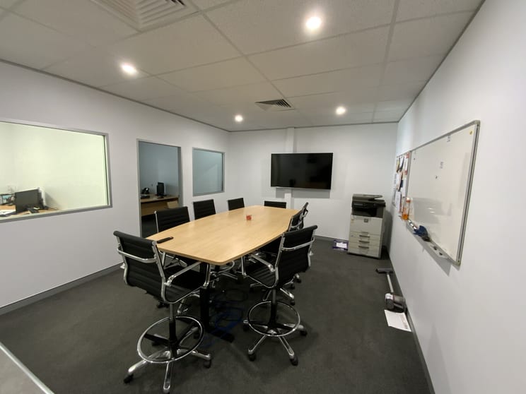 Click to view all images Unit 4, 7 Pambalong Drive Mayfield West NSW 2304 - Image 2