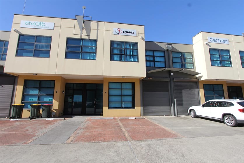 4/105a Vanessa Street Kingsgrove NSW 2208 - Image 1