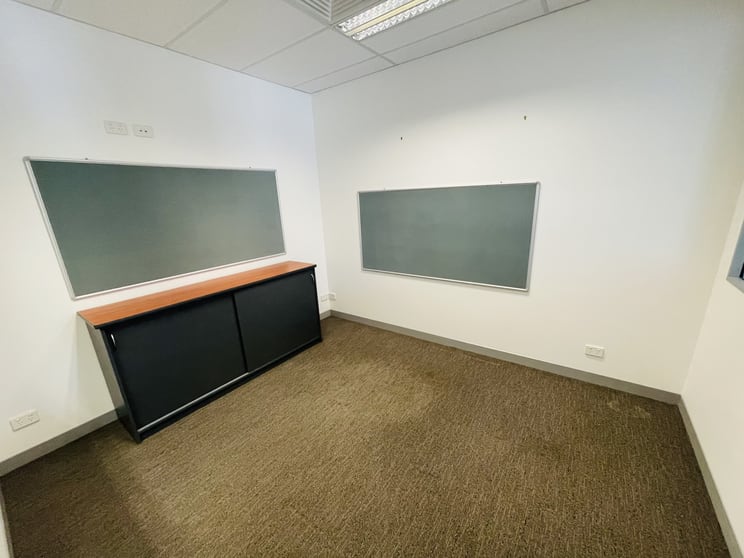 2/160 Gooding Drive Merrimac QLD 4226 - Image 3