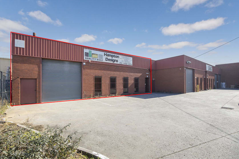 Click to view all images 1/15 Nevin Drive Thomastown VIC 3074 - Image 2