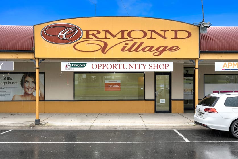 Click to view all images 8/136 Ormond Road East Geelong VIC 3219 - Image 1