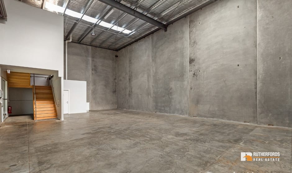 Click to view all images 37 Ralston Avenue Sunshine North VIC 3020 - Image 2