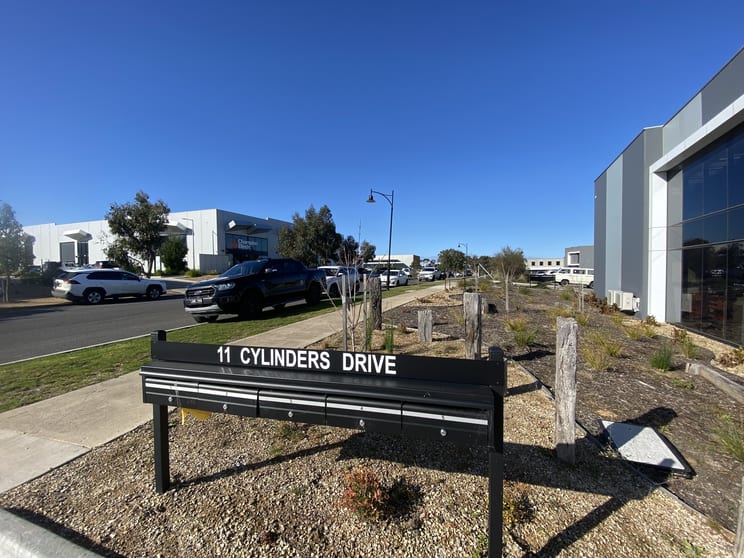 Click to view all images 1/11 Cylinders Drive Torquay VIC 3228 - Image 3