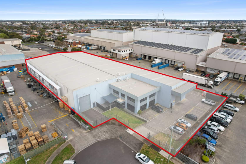 Click to view all images 6 Torteval Place Clayton VIC 3168 - Image 1