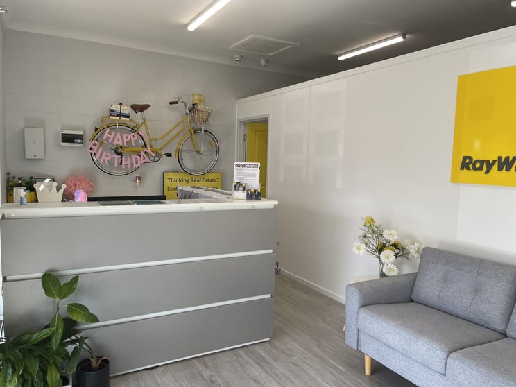 Click to view all images 6/65-75 Bellmere Road Bellmere QLD 4510 - Image 3