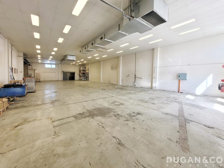 Click to view all images Geebung QLD 4034 - Image 3