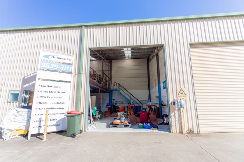 Click to view all images 8/4 Abbott Road Seven Hills NSW 2147 - Image 1