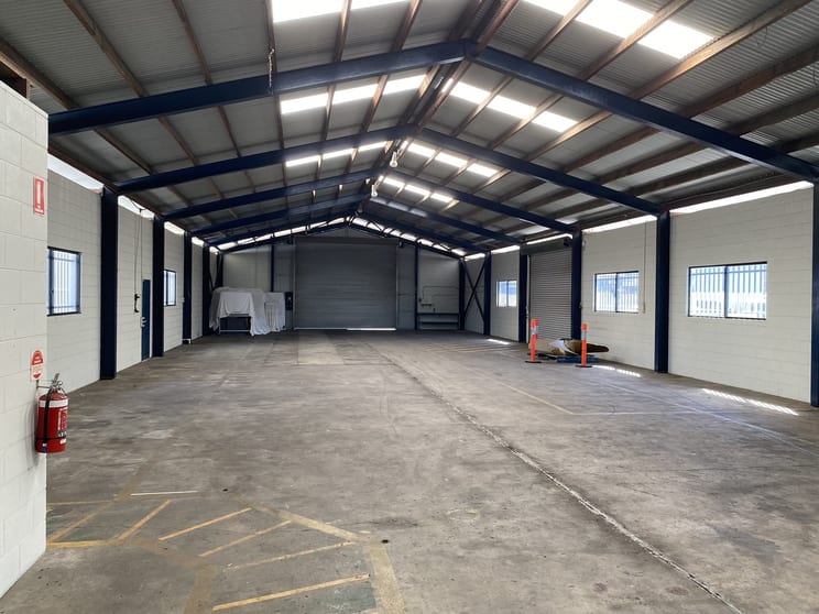 Click to view all images 107-109 Draper Street Portsmith QLD 4870 - Image 3