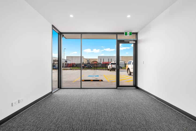 Click to view all images 1/15 Priority Court Edinburgh North SA 5113 - Image 2