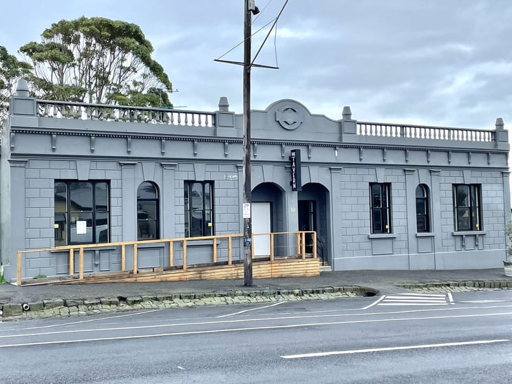 Click to view all images 18 Hesse Street Queenscliff VIC 3225 - Image 1