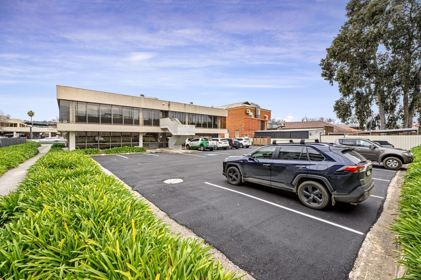 Suite 3/558 Kiewa Street Albury NSW 2640 - Image 2