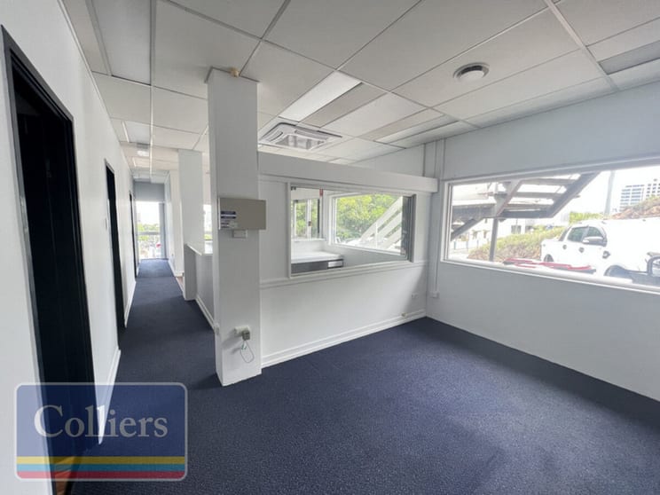 2/167 Denham Street Townsville City QLD 4810 - Image 3