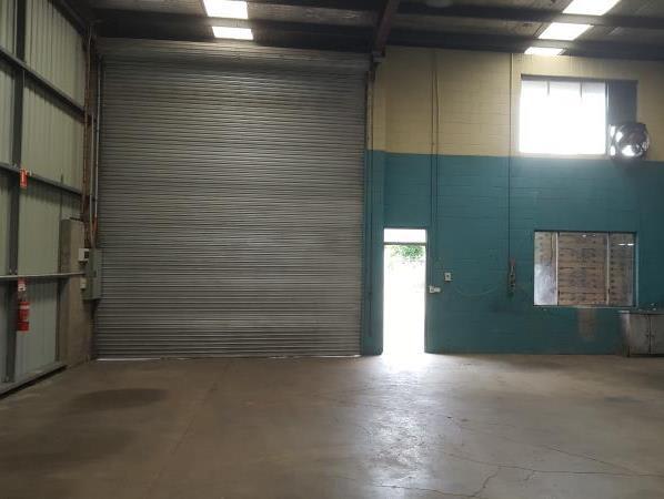 Click to view all images Unit 3/43 Suscatand Street Rocklea QLD 4106 - Image 2