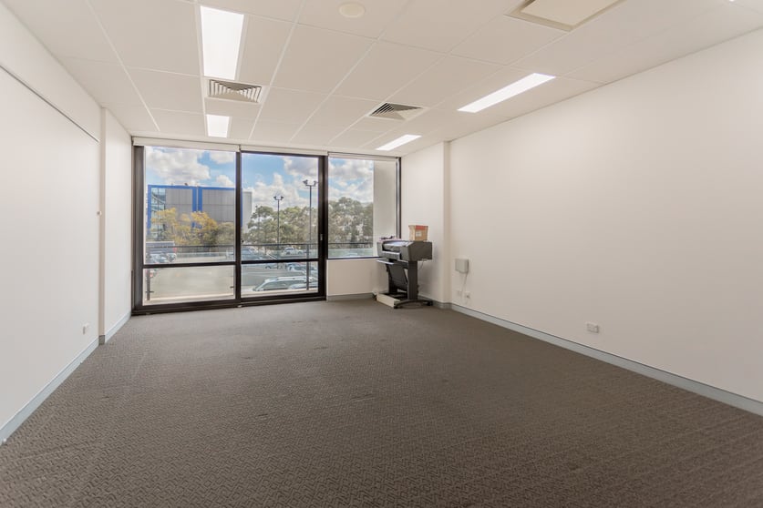 Click to view all images 2.04/29-31 Lexington Drive Bella Vista NSW 2153 - Image 3