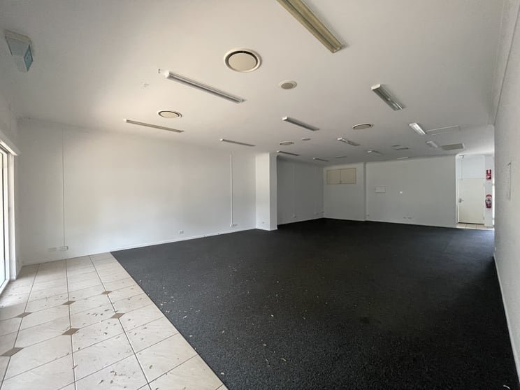 Click to view all images 1425 Anzac Avenue Kallangur QLD 4503 - Image 3
