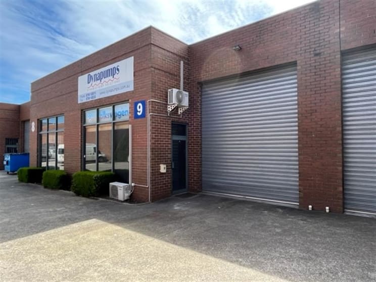 Click to view all images 9/1-3 EASTSPUR COURT Kilsyth VIC 3137 - Image 1
