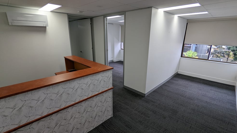 Click to view all images 5B/66 Marine Parade Southport QLD 4215 - Image 2