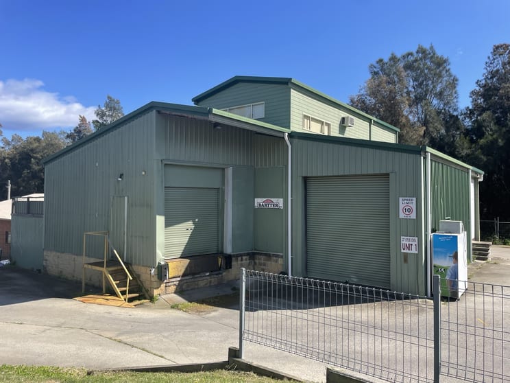 Click to view all images 1/37 Kylie Crescent Batemans Bay NSW 2536 - Image 1