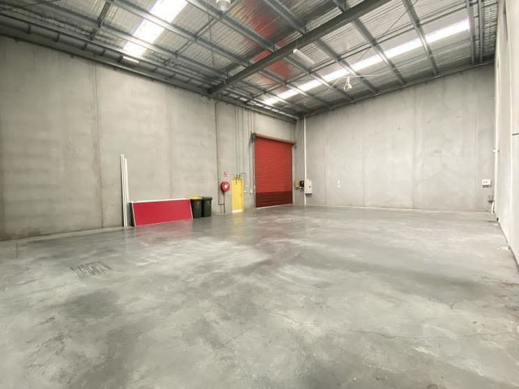 Click to view all images 34 Fennell Street Port Melbourne VIC 3207 - Image 2