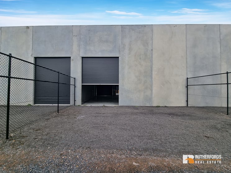 17/20 Keon Parade Thomastown VIC 3074 - Image 2