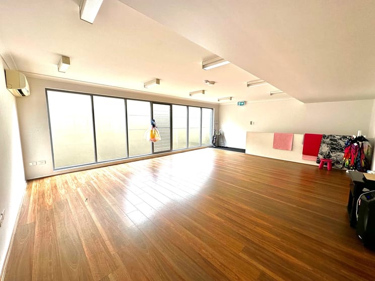 Click to view all images Pittwater Road Mona Vale NSW 2103 - Image 3