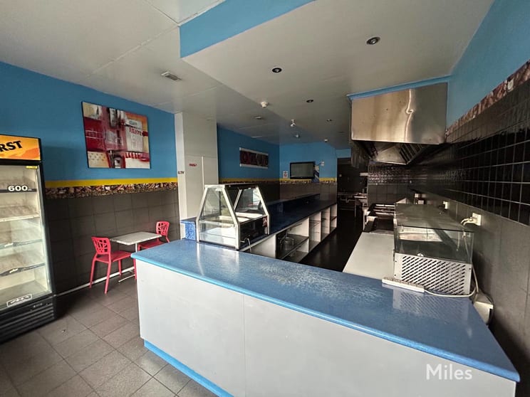 Click to view all images 189 Upper Heidelberg Road Ivanhoe VIC 3079 - Image 2