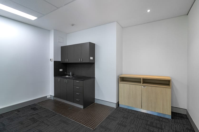 Click to view all images Suite 301/24 Hunter Street Parramatta NSW 2150 - Image 3