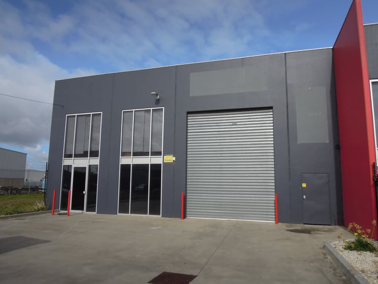 Click to view all images Unit 1 / 14-16 Enmore Street North Geelong VIC 3215 - Image 2