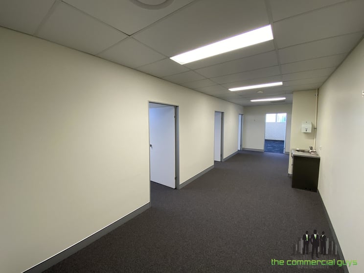 Click to view all images Lvl 1, S.1/137 Sutton St Redcliffe QLD 4020 - Image 3