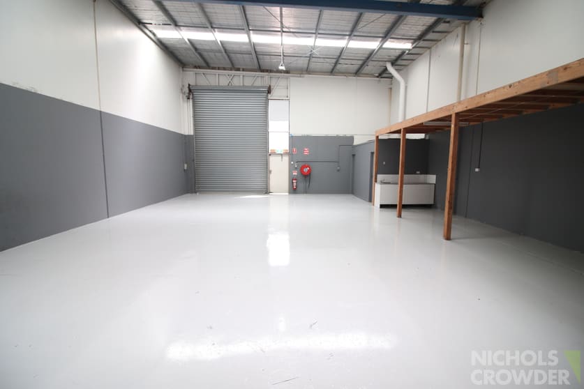 Click to view all images 4/14-16 Hartnett Drive Seaford VIC 3198 - Image 2