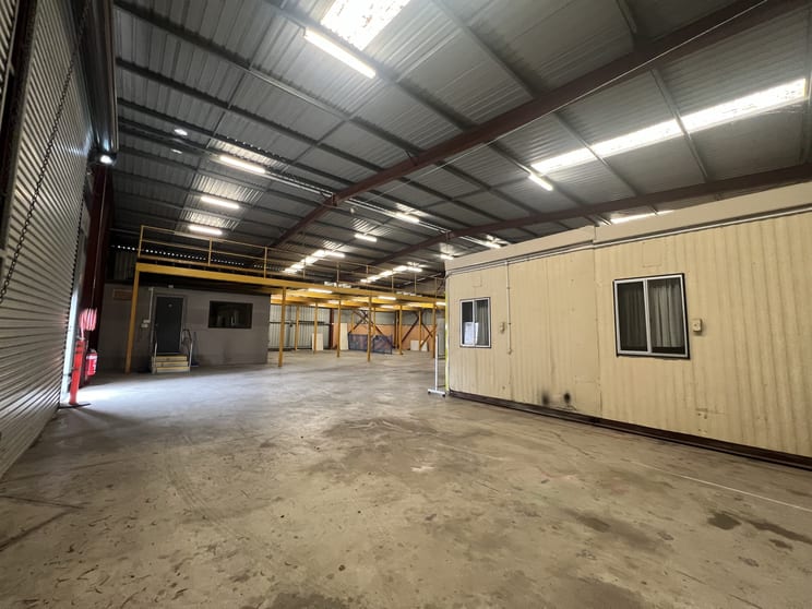 Click to view all images 20 Hewittson Road Edinburgh North SA 5113 - Image 2