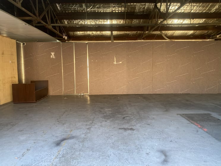 Click to view all images 55E Planthurst Road Carlton NSW 2218 - Image 2