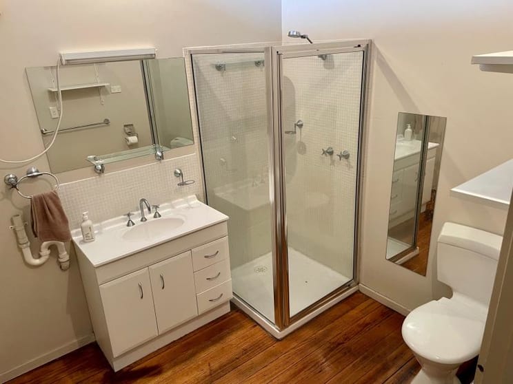 Click to view all images Unit 4/4-6 Lincoln Street Brunswick East VIC 3057 - Image 3