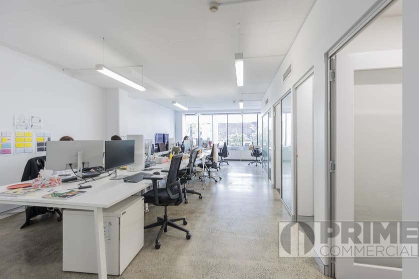 Click to view all images 205/35 Buckingham Street Surry Hills NSW 2010 - Image 3