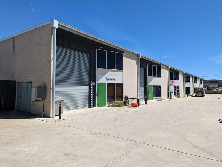 4/28 Geelong Street Fyshwick ACT 2609 - Image 1