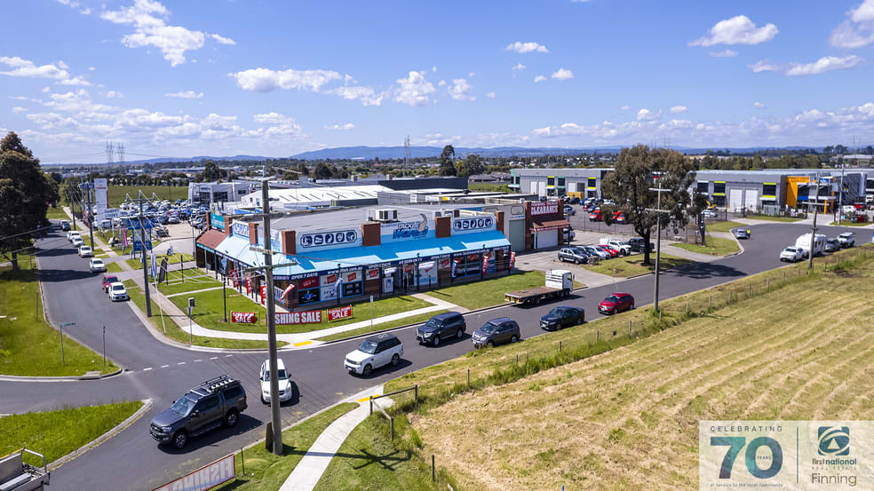 2 & 3/270 South Gippsland Highway Cranbourne VIC 3977 - Image 3