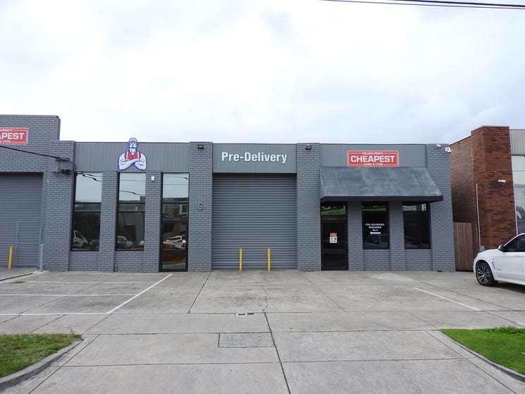 6 Nellbern Road Moorabbin VIC 3189 - Image 1