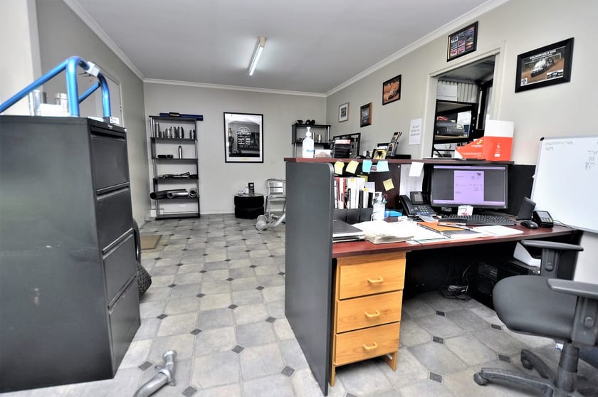 Click to view all images 1 Eve Court Golden Square VIC 3555 - Image 3