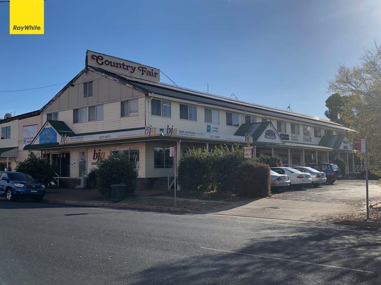 Suite 7 / 18 Sweaney Street Inverell NSW 2360 - Image 1