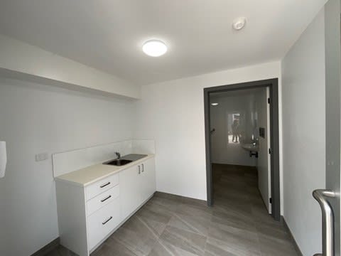 Click to view all images 56/6-14 Wells Road Oakleigh VIC 3166 - Image 2