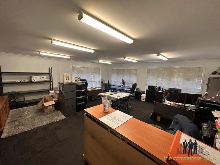 Click to view all images 24 Ferrier Rd Narangba QLD 4504 - Image 3