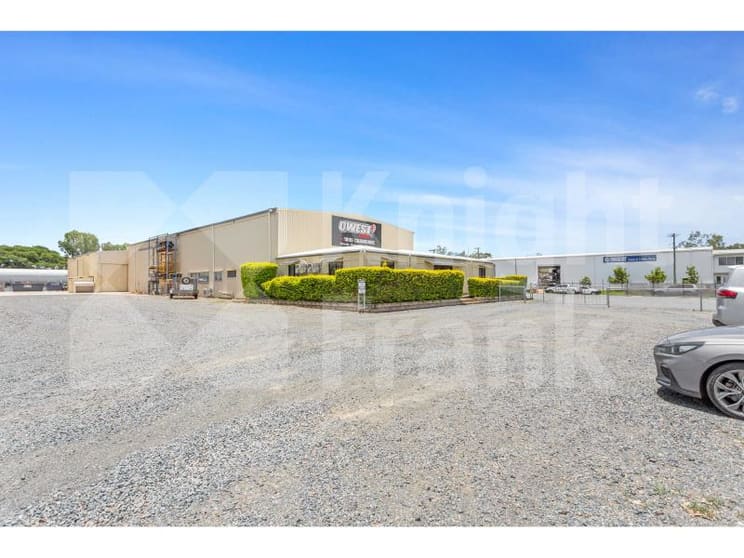 Click to view all images Whole of the property/1 Featherstone Street Parkhurst QLD 4702 - Image 1