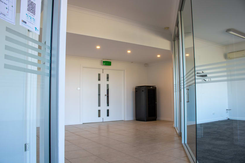 Click to view all images 54-56 Fortune Street Rutherglen VIC 3685 - Image 2