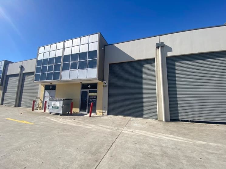 Click to view all images Unit 4/10-12 Montore Road Minto NSW 2566 - Image 2