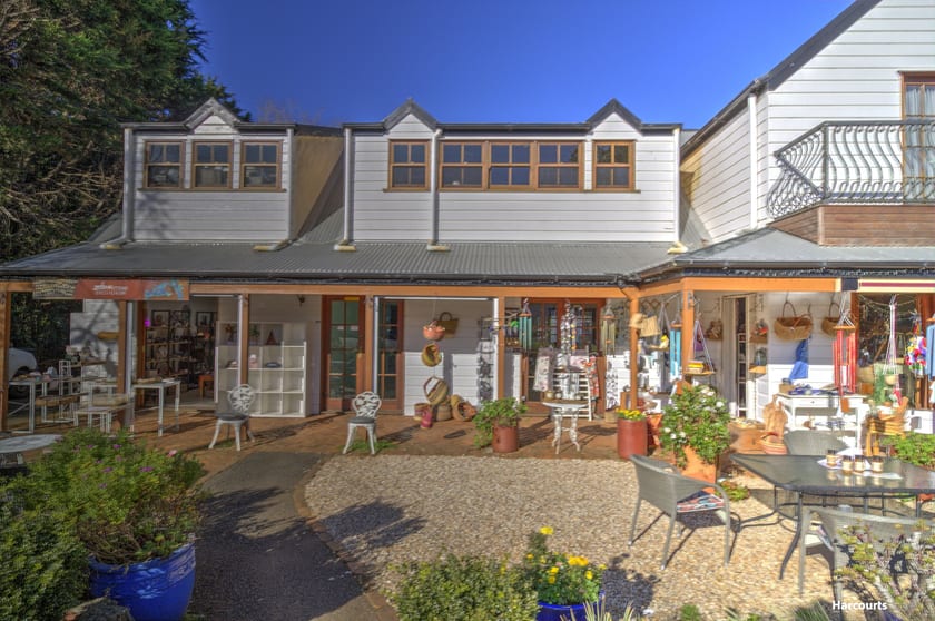 Click to view all images 2B/136 Long Road Tamborine Mountain QLD 4272 - Image 1